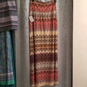Maxi skirt